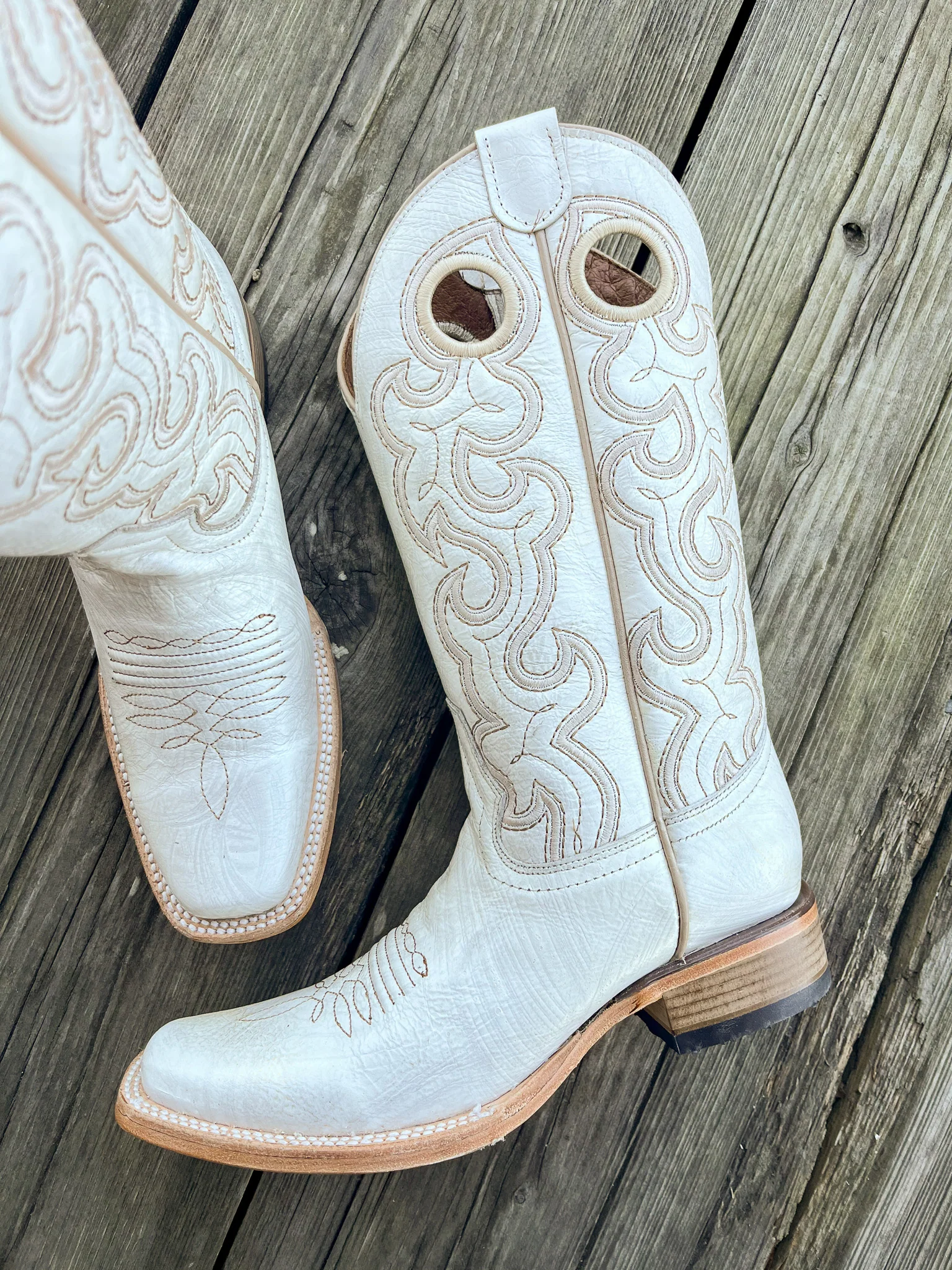 Women's Corral Pearl Cutout Embroidered Square Toe Western Boots - Image 11
