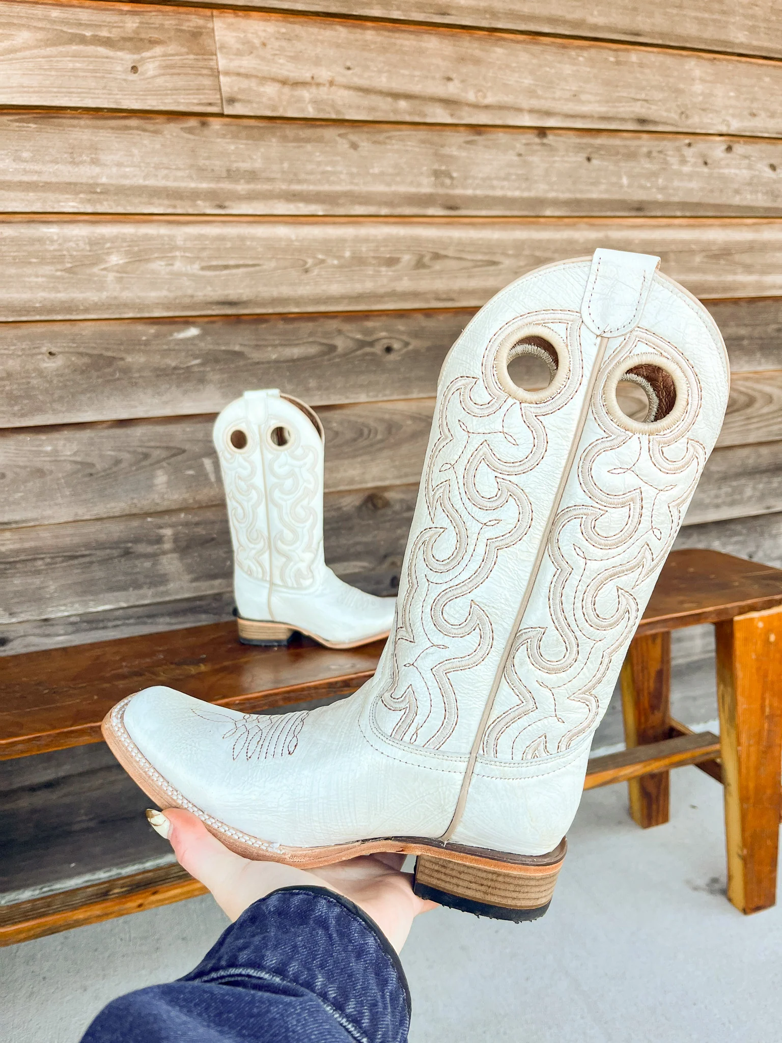 Women's Corral Pearl Cutout Embroidered Square Toe Western Boots - Image 3