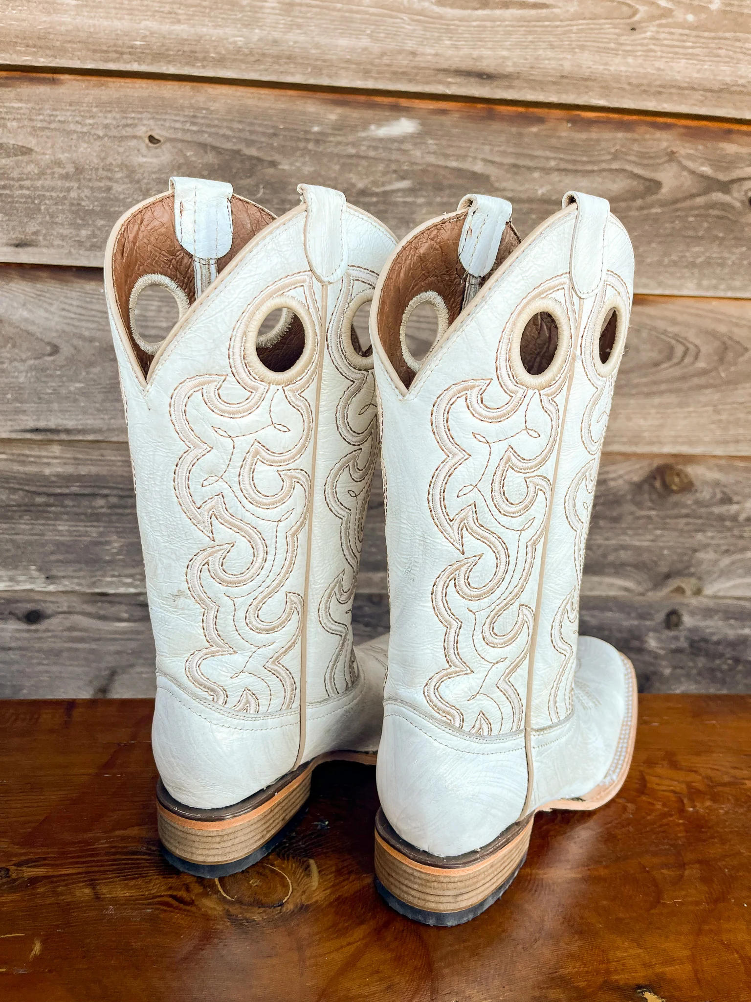 Women's Corral Pearl Cutout Embroidered Square Toe Western Boots - Image 7
