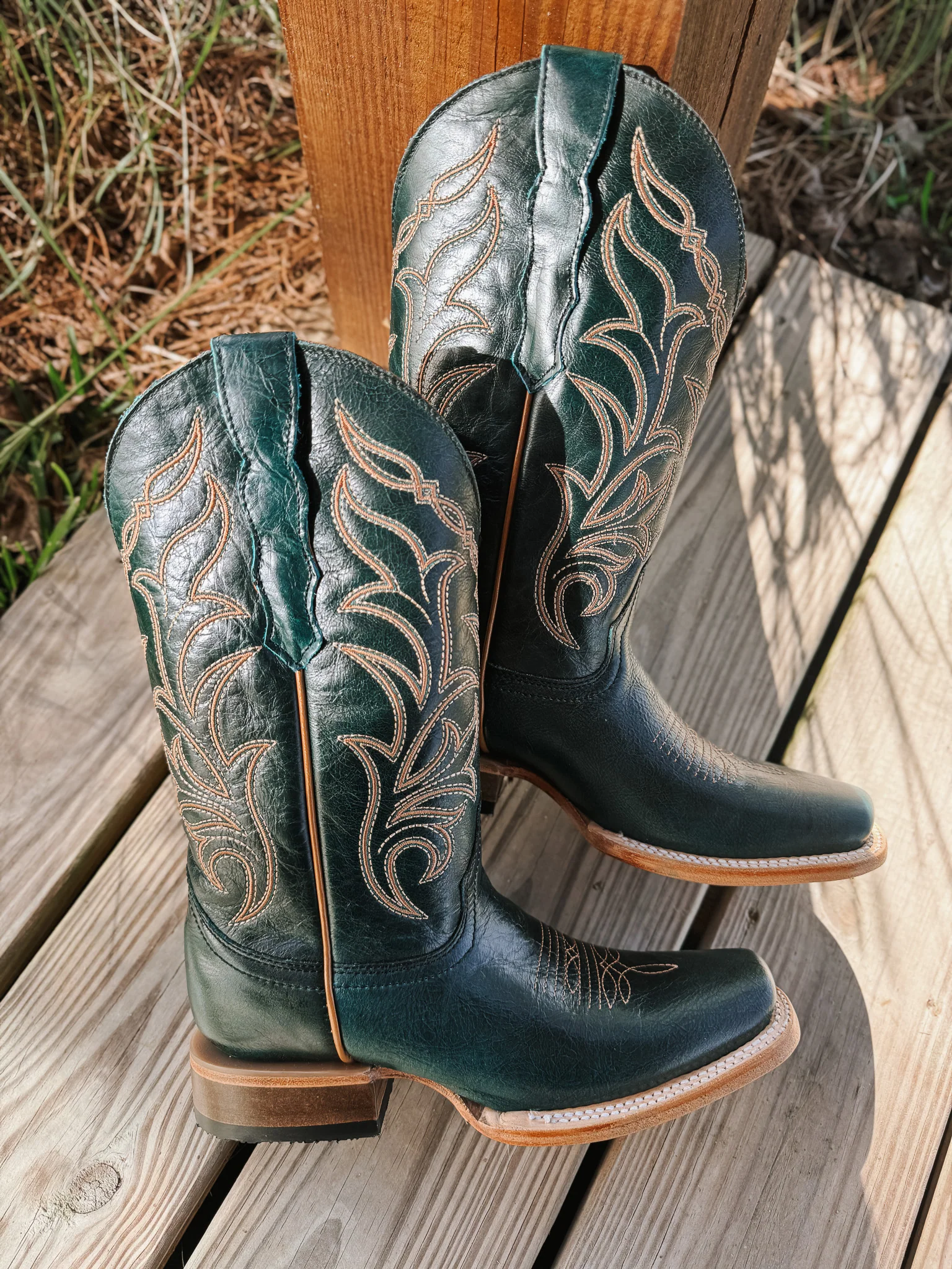 Women's Circle G Embroidery Boots - Image 10