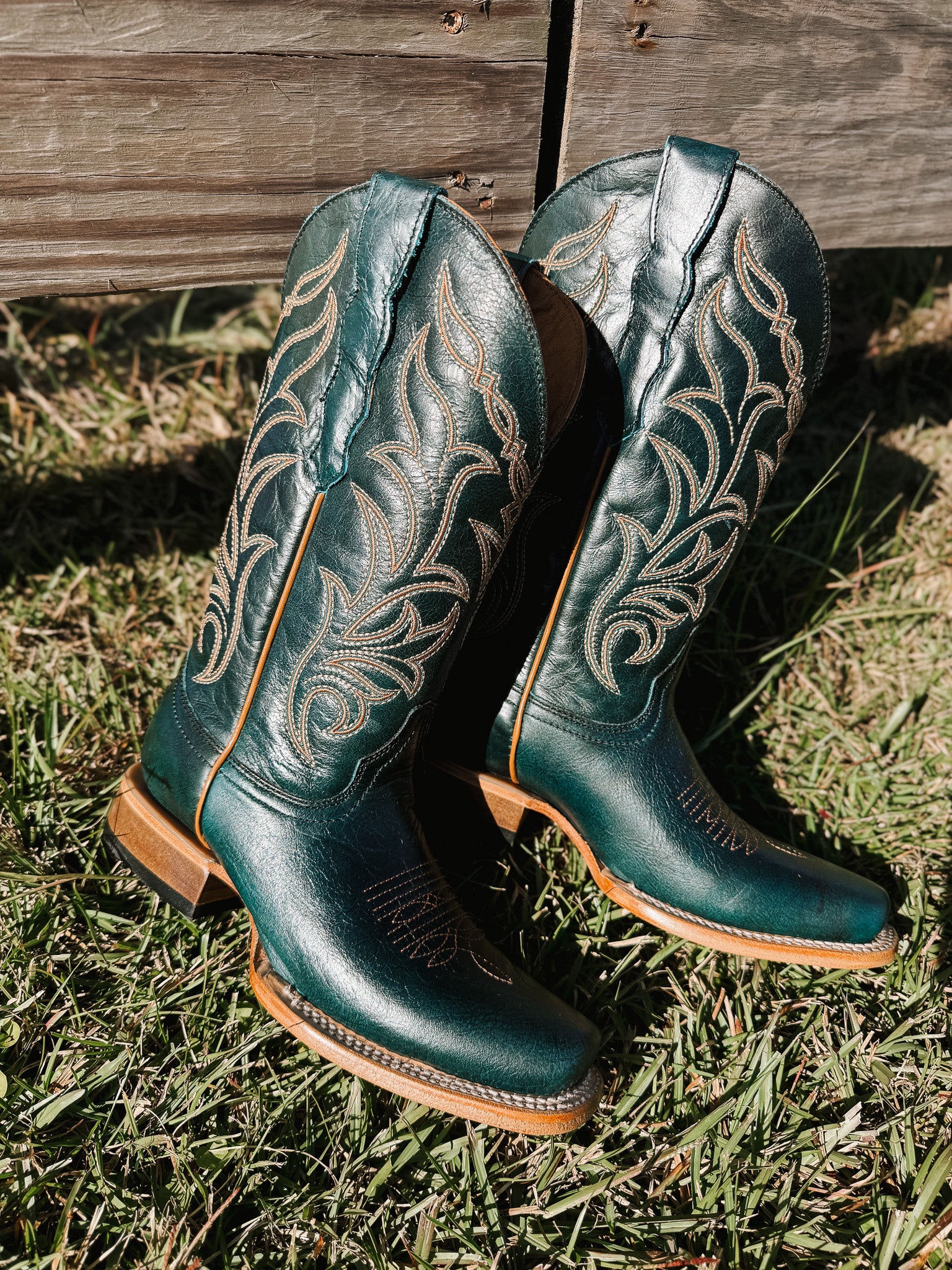 Women's Circle G Embroidery Boots - Image 11