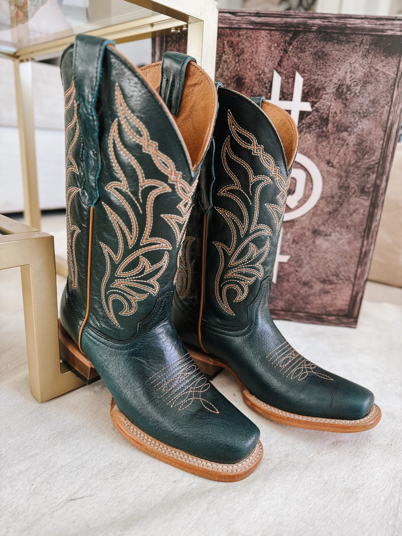 Women's Circle G Embroidery Boots - Image 3