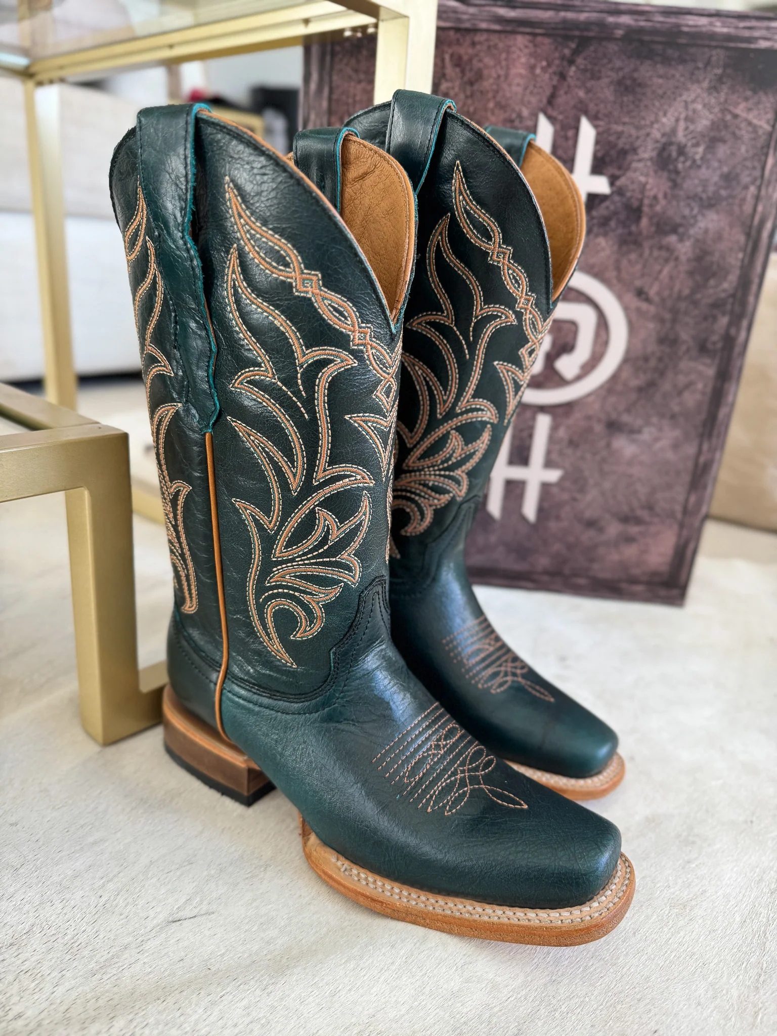 Women's Circle G Embroidery Boots - Image 8