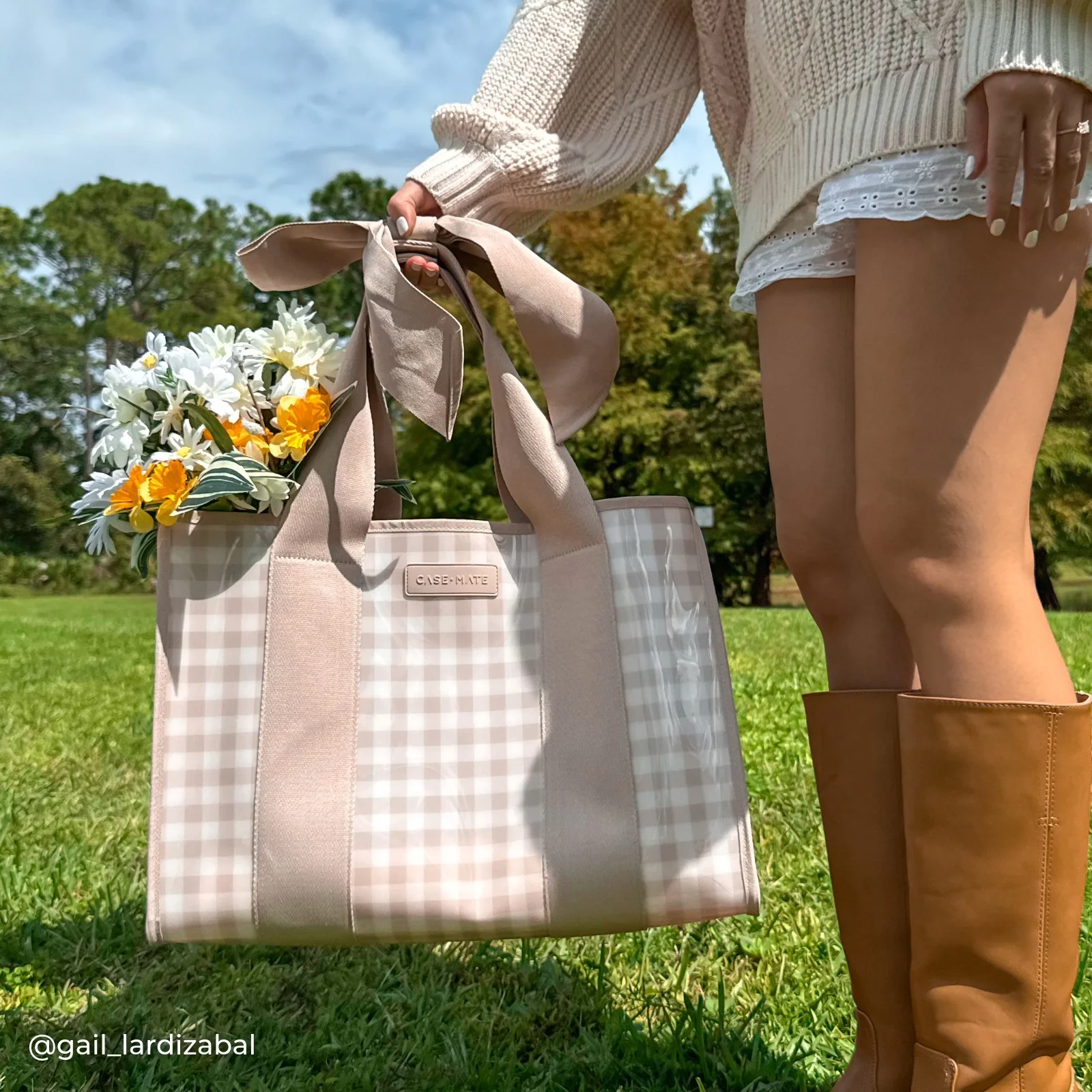 Case-Mate Bow Jelly Tote Bag - Latte Gingham - Image 6
