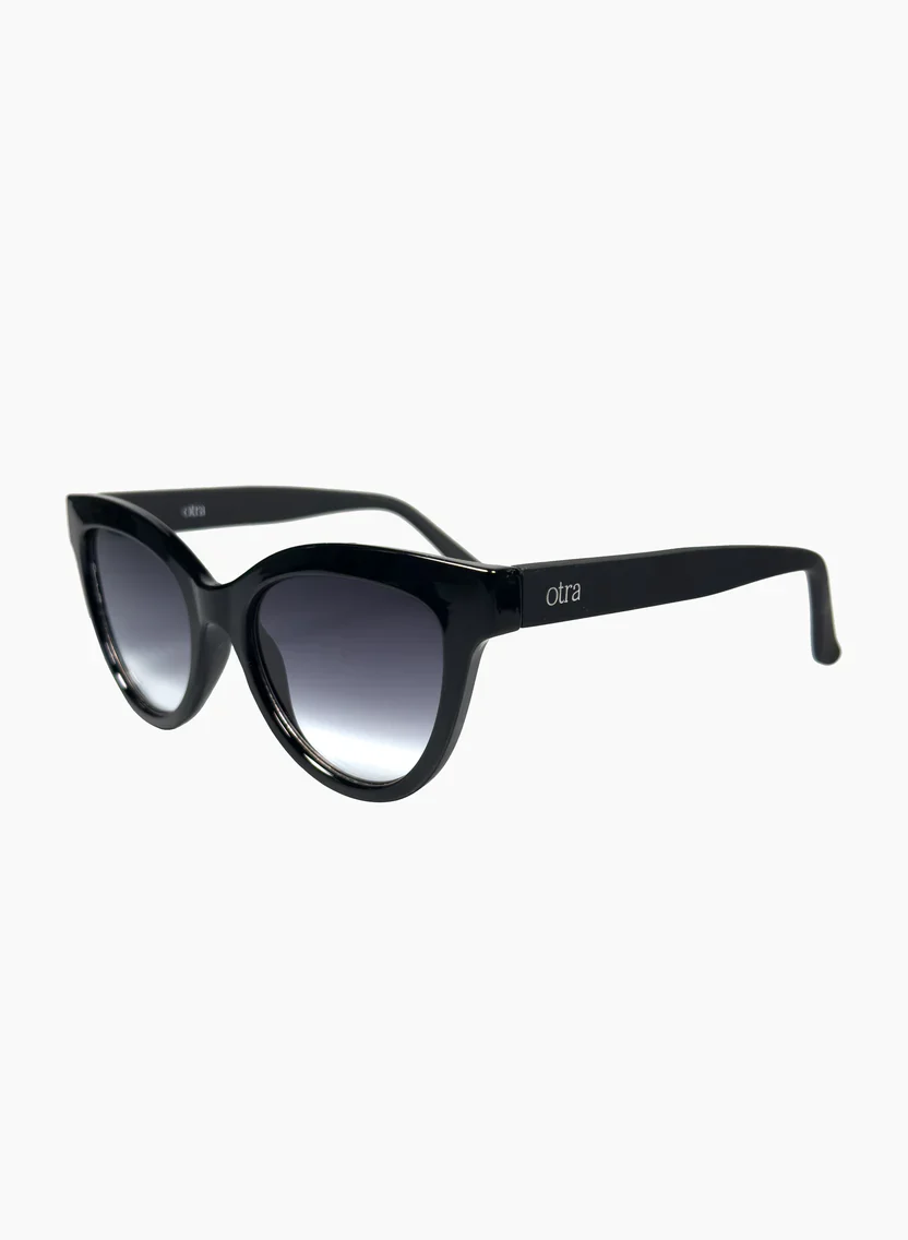 Lola Shiny Black Sunglasses - Image 3