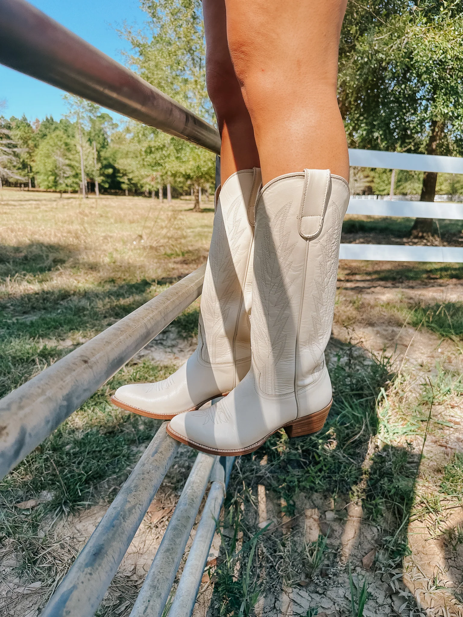 Women's 15" Macie Bean Spacey Gracey Almond Toe Cream Boot - Image 10