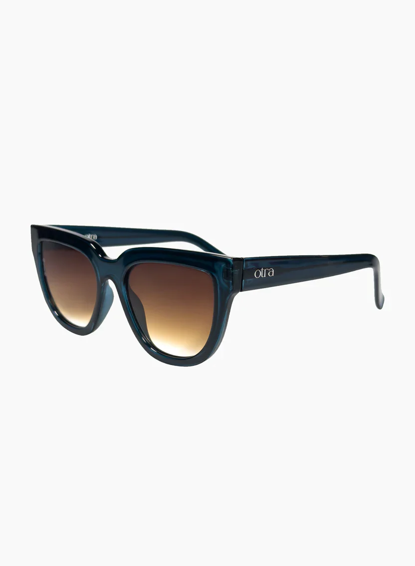 Mara Transparent Navy Brown Fade Sunglasses - Image 4