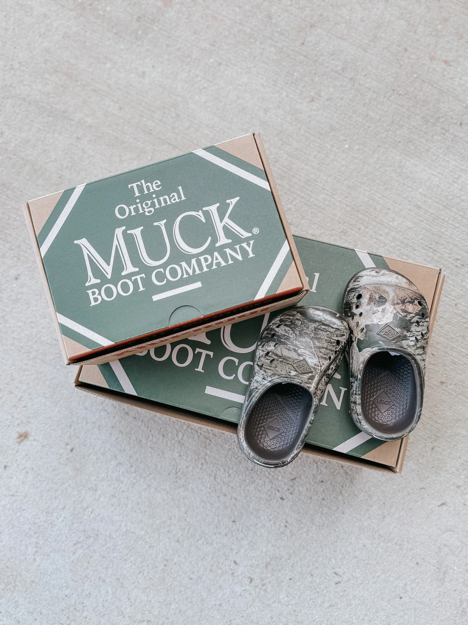 BIG KIDS' MOSSY OAK® COUNTRY DNA™ MUCKSTER LITE EVA CLOG - Image 9