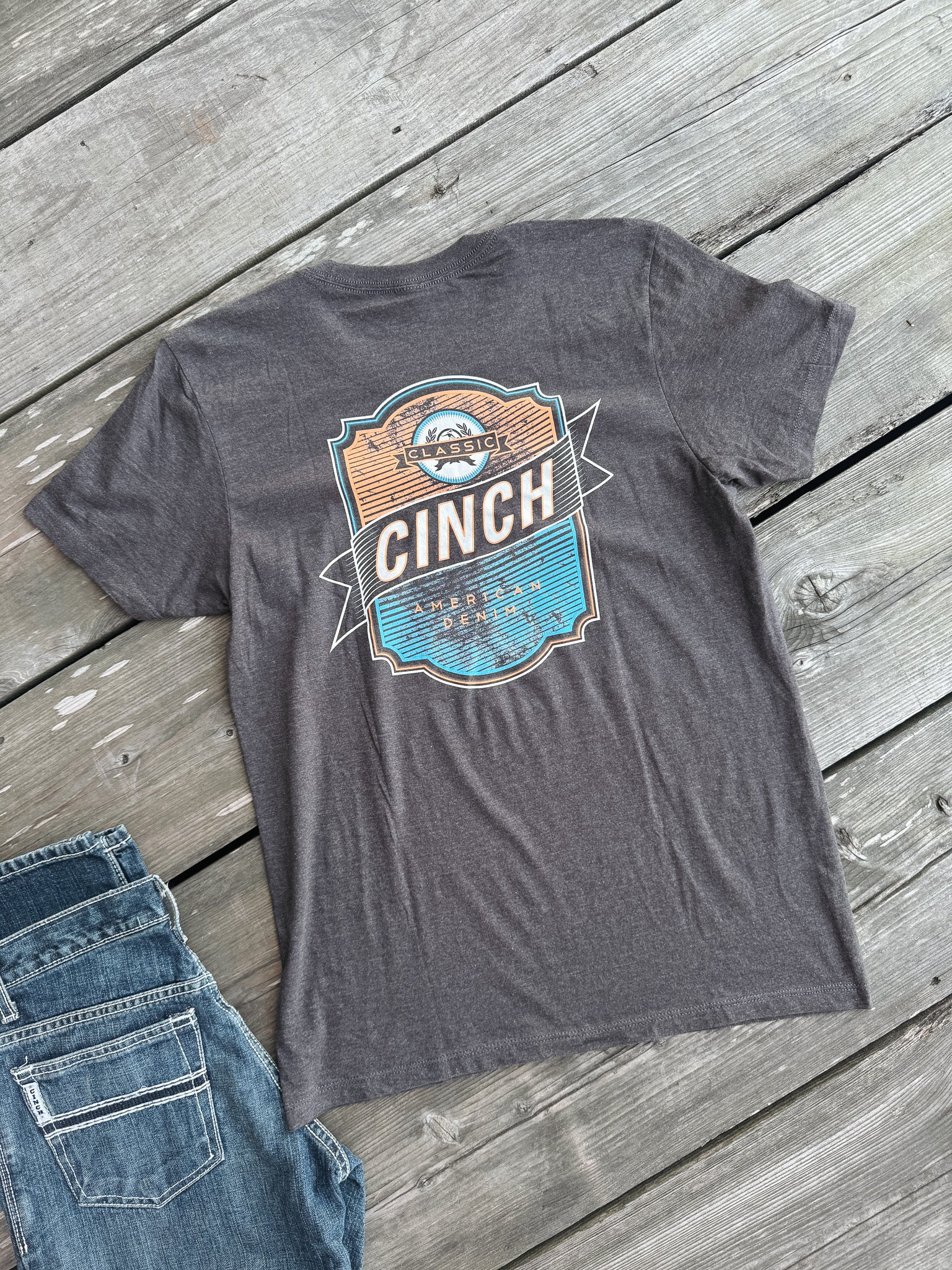 Cinch Back Logo T-Shirt in Charcoal - Image 4