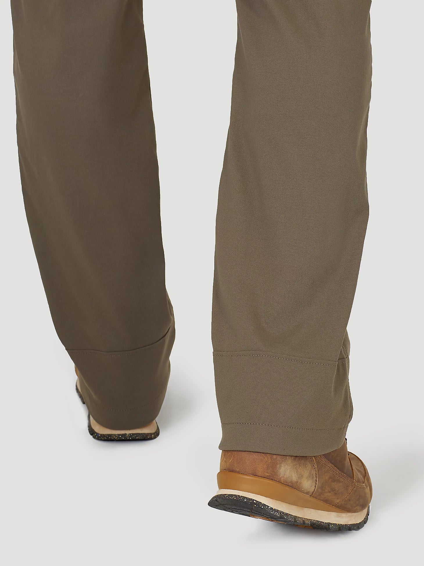 Men's Wrangler ATG Synthetic Utility Pant - Image 11