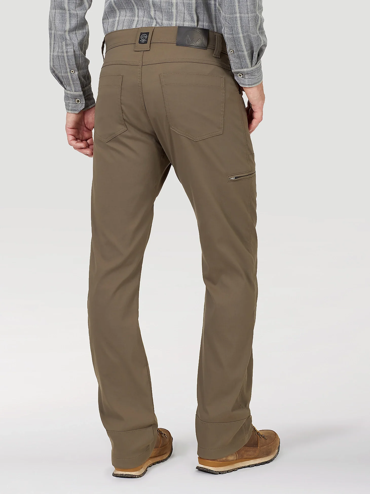 Men's Wrangler ATG Synthetic Utility Pant - Image 2
