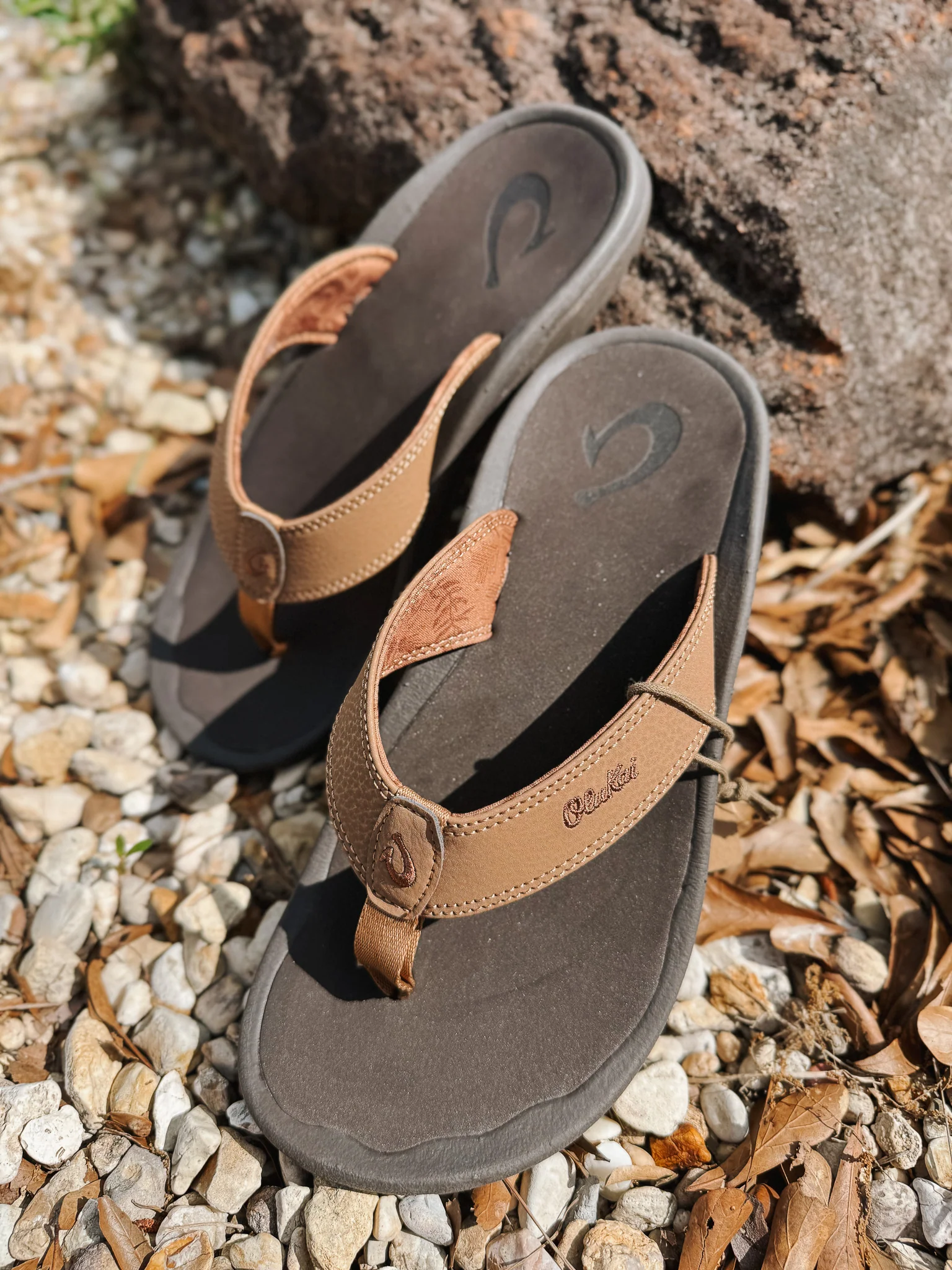 Men's Olukai Ohana Sandals in Tan/Java - Image 11