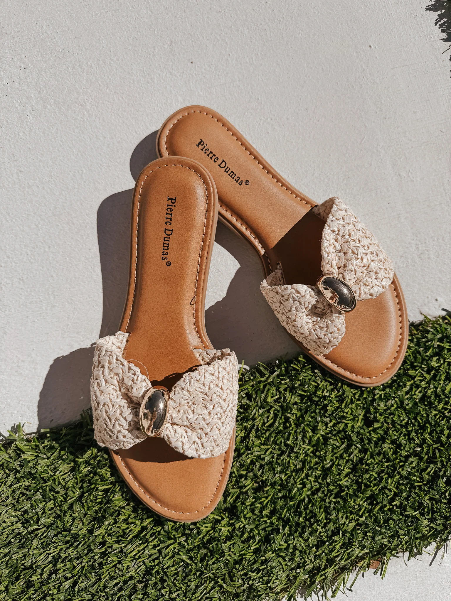 Golden Coast Bow Sandals - Image 5