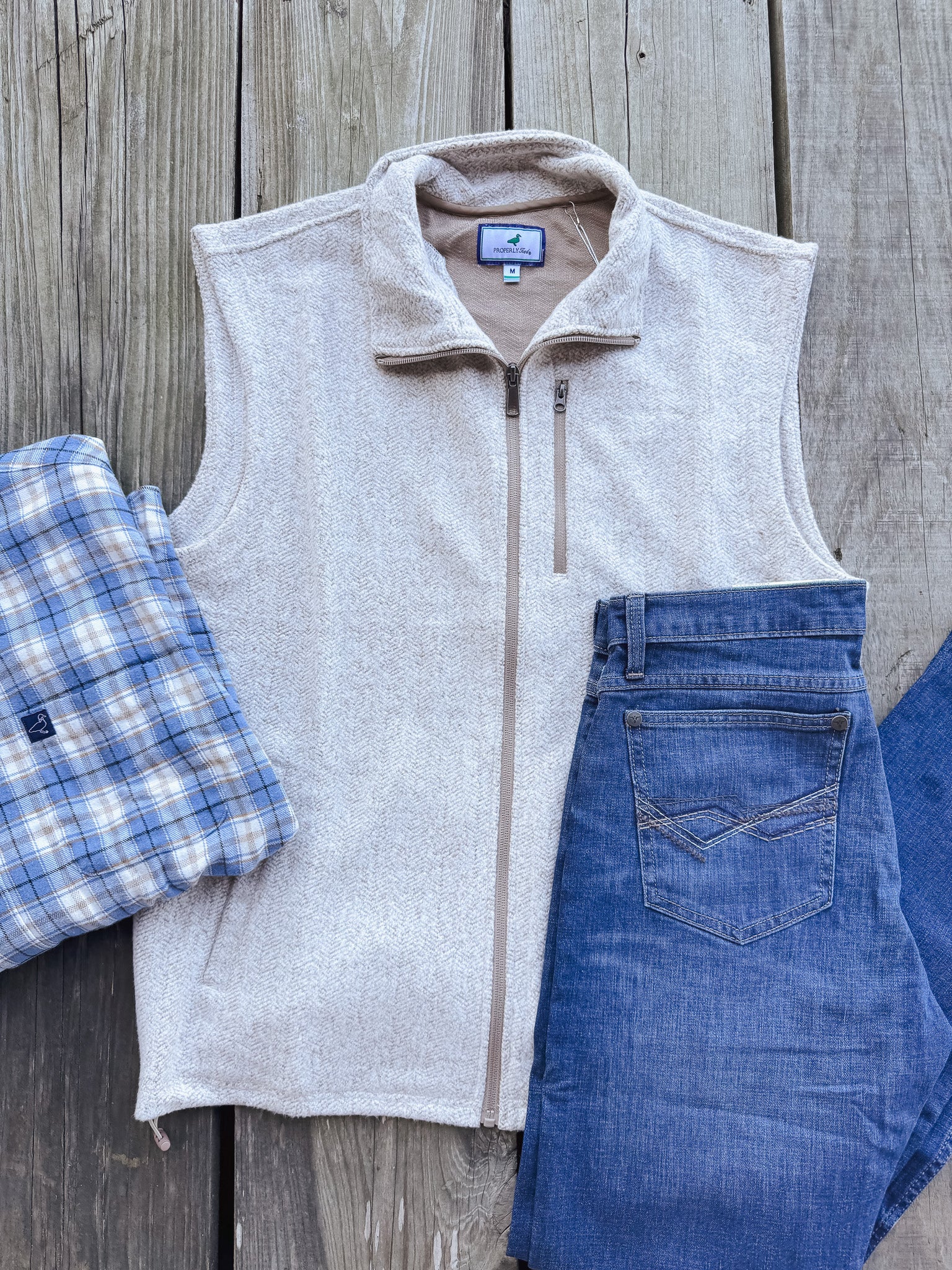 Men's Properly Tied Upland Vest in Cream - Image 2