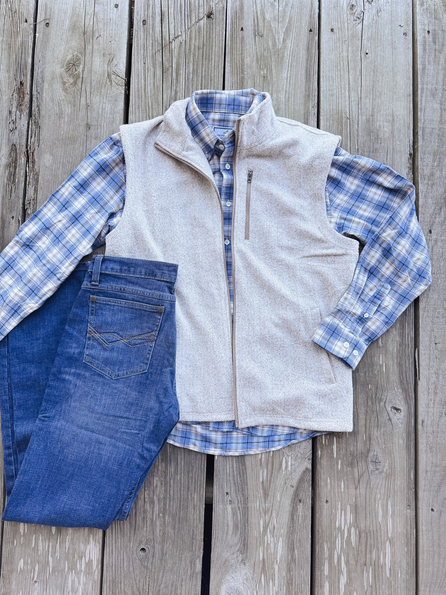 Men's Properly Tied Upland Vest in Cream - Image 7