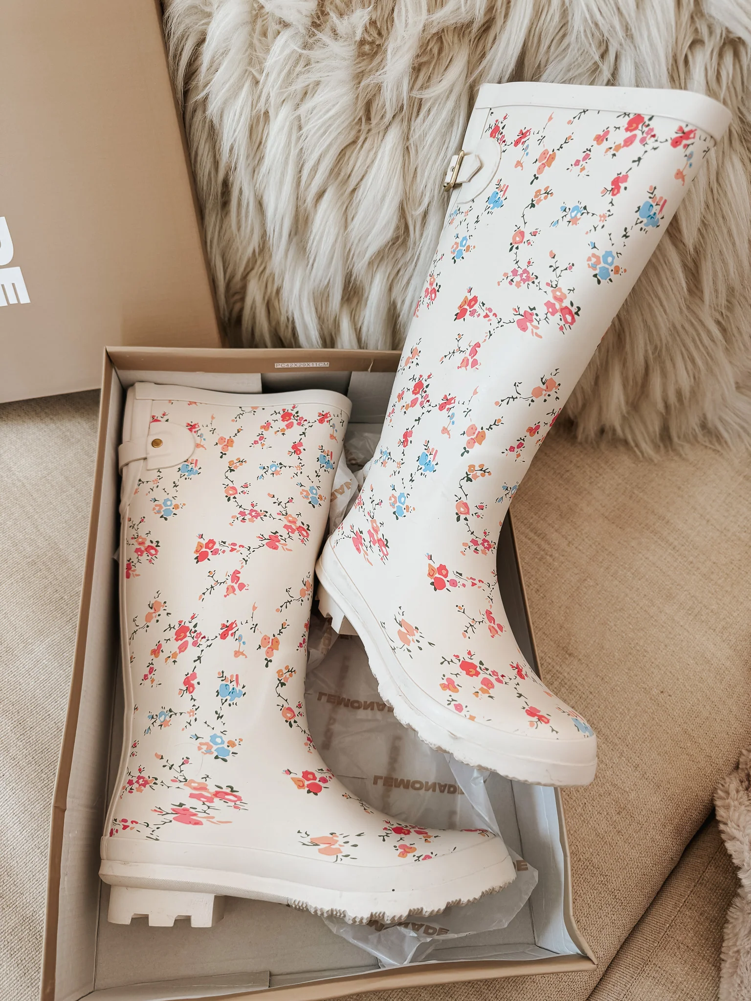 Puddle Party Floral Rainboots - Image 8