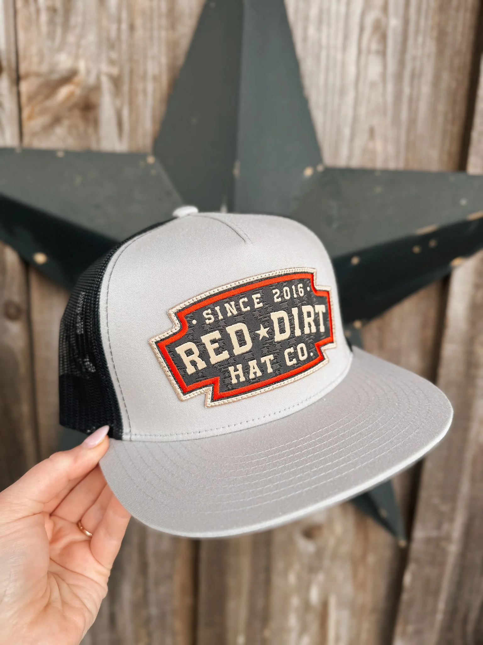 Men's Red Dirt Hat Co. Up in Lights Silver/Black 5P Cap - Image 2