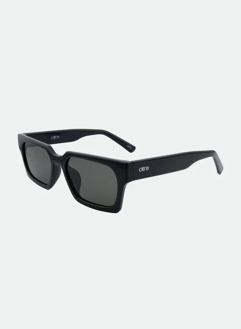 Roco Black Green Sunglasses - Image 4
