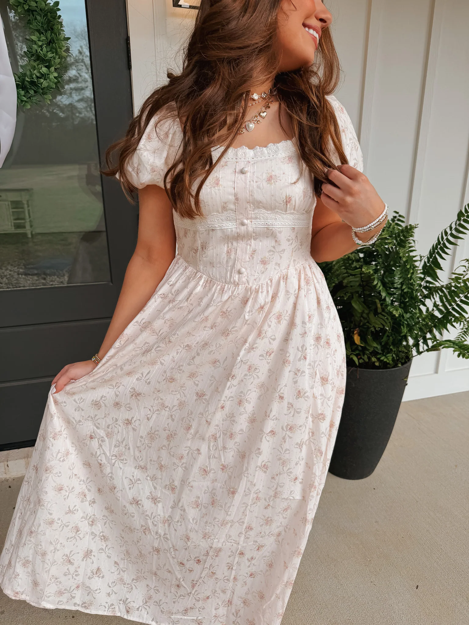 Vintage Charm Midi Dress in Blush - Image 8