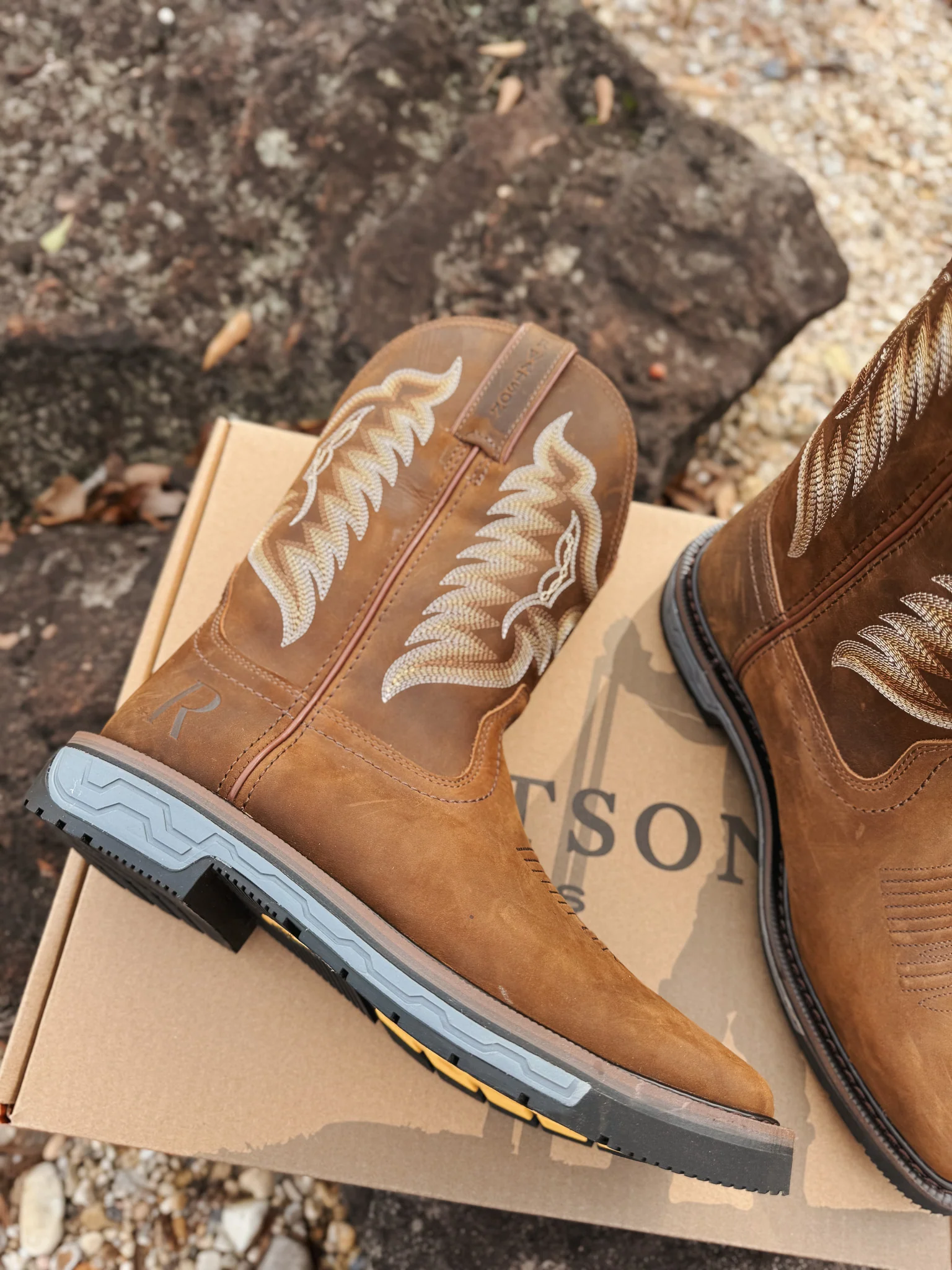 Men's R. Watson Crazy House Cowhide Work Boots - Image 4