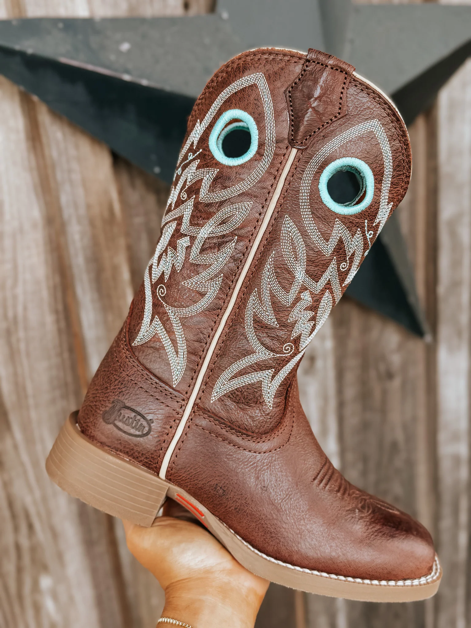 Justin Women's Liberty Boot - Spicy Brown Water Buffalo - Image 3