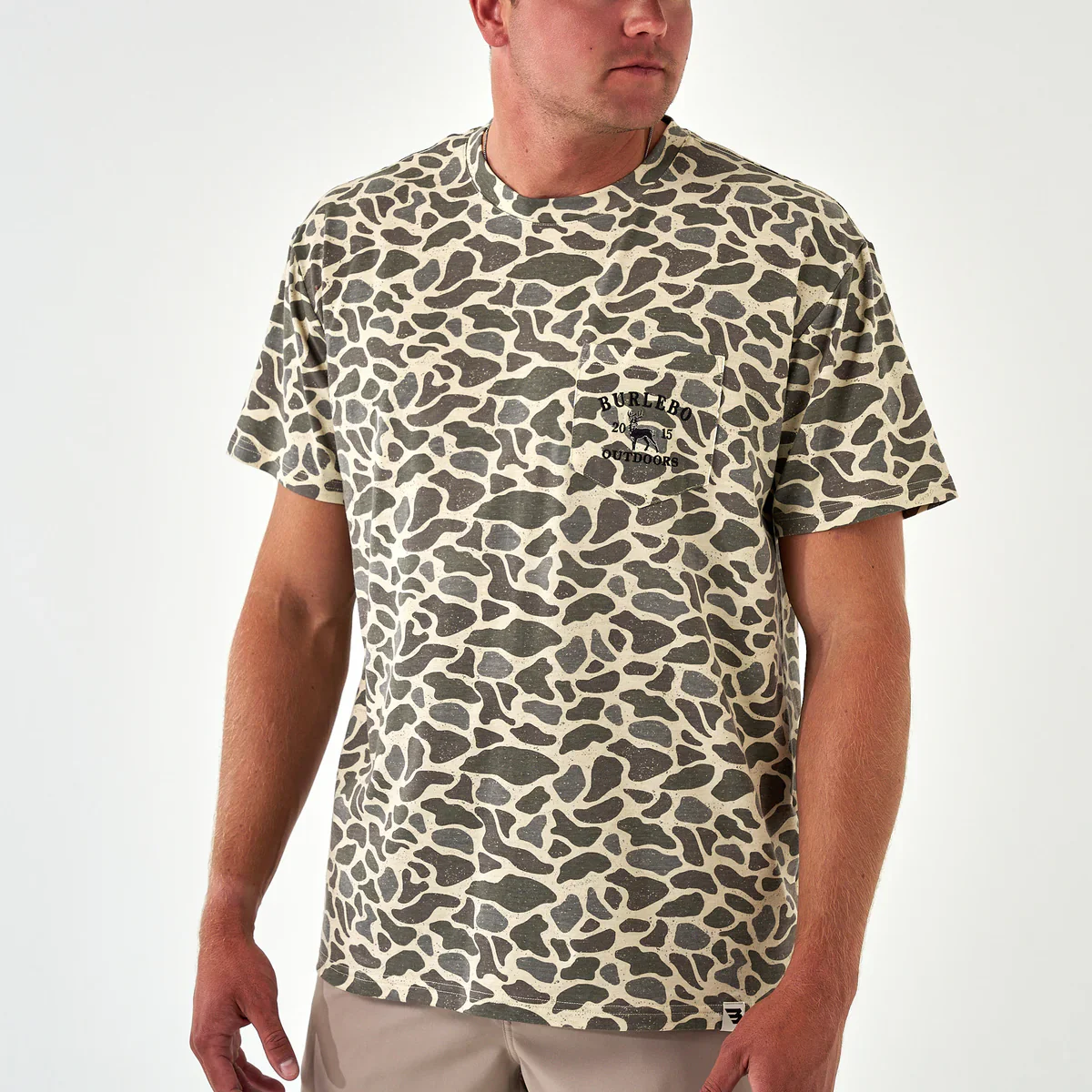 Burlebo Men's Pocket T-Shirt in Classic Deer Camo - Image 2