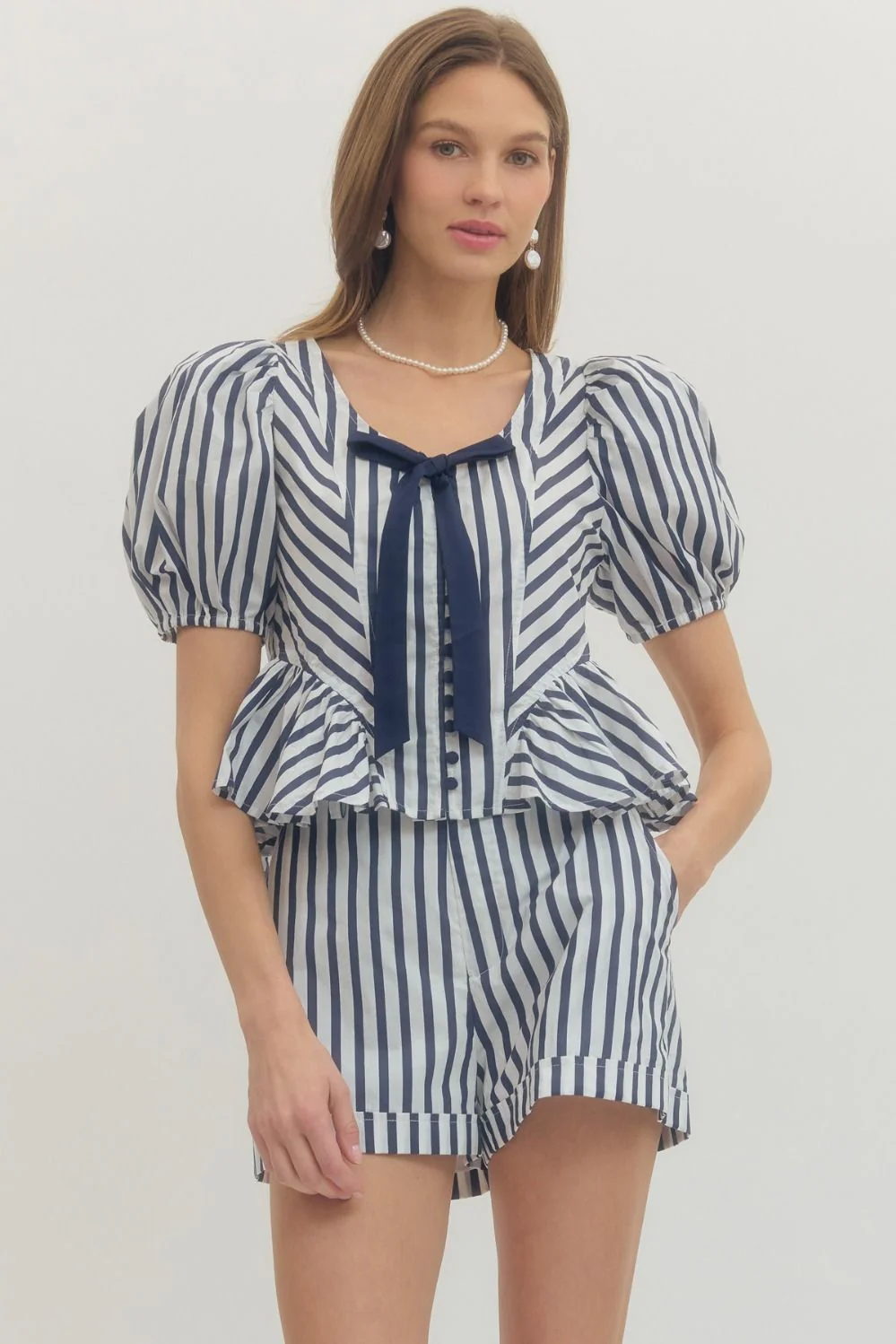 Yacht Party Shorts in Navy - Image 10