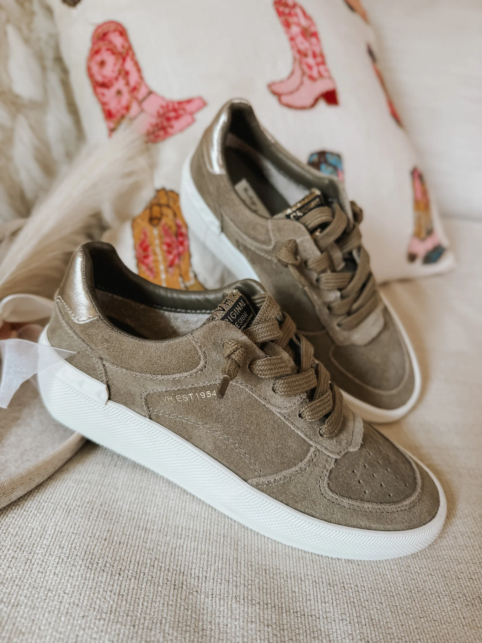 Vintage Havana Tempo 1 Olive Sneakers - Image 3