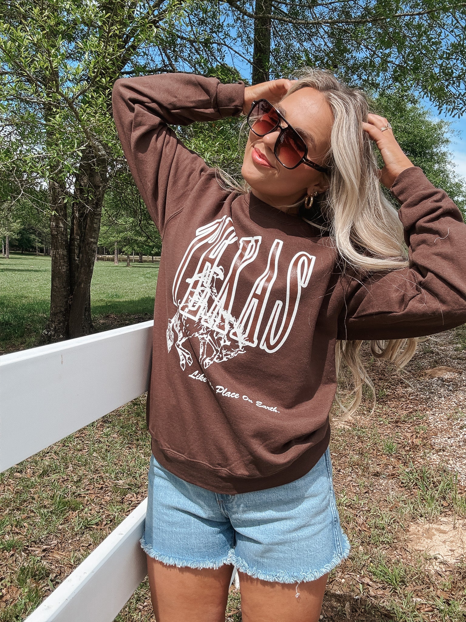 Texas - Like No Place on Earth Sweatshirt - Image 8
