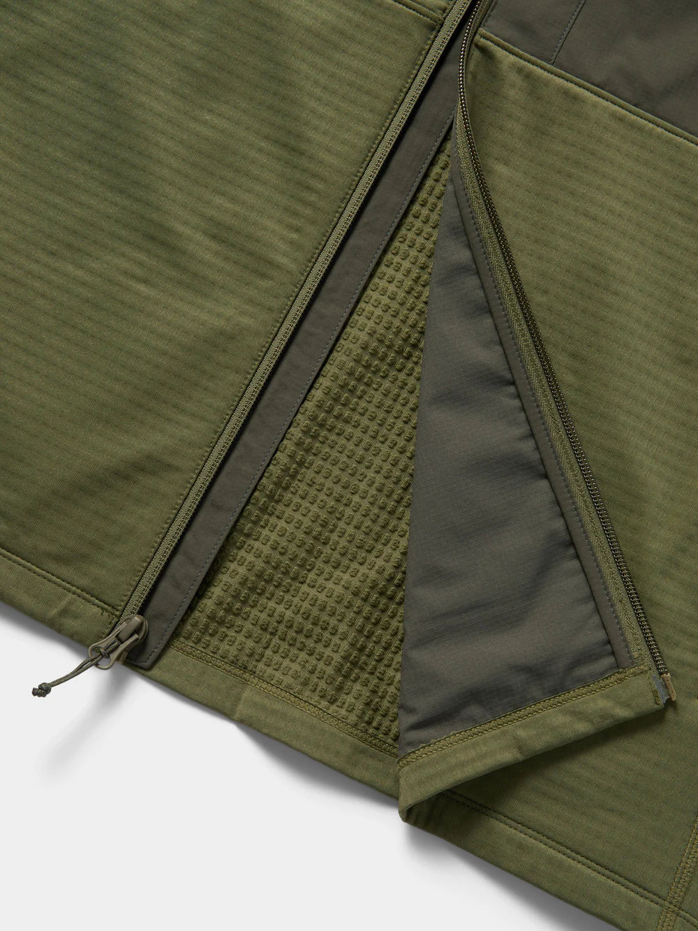 Duck Camp Lightweight Grid Tech Vest in Moss/Raven - Image 5