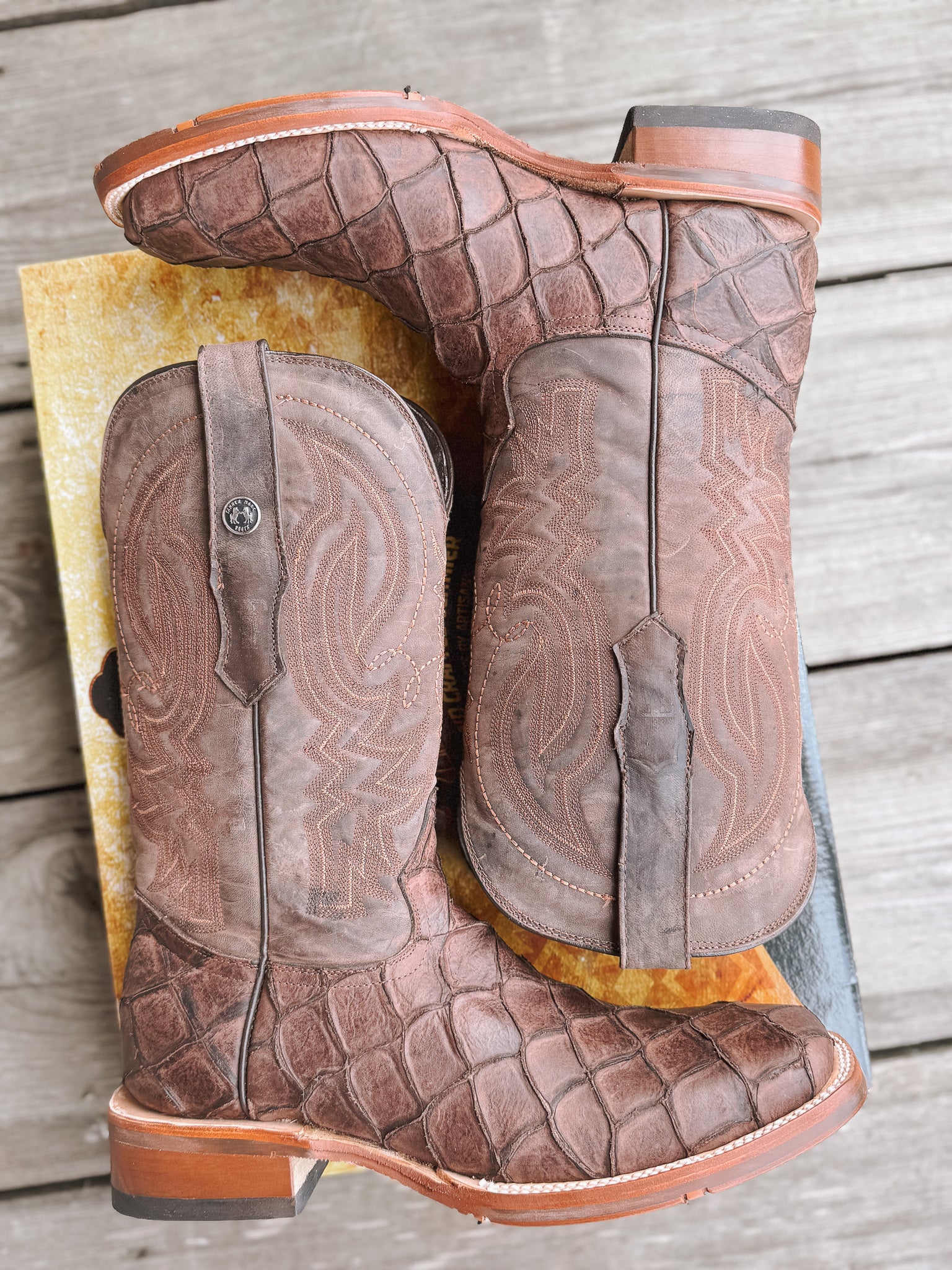 Tanner Mark Men's Monster Fish Print Boots - Image 6