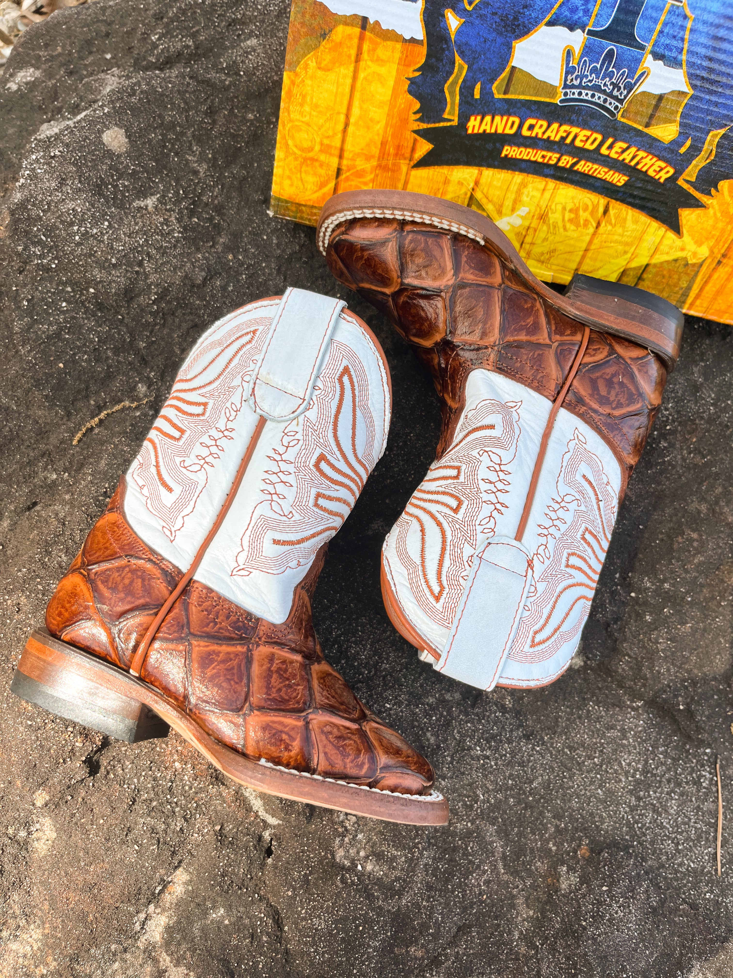 Youth Tanner Mark Arnold Fish Boot - Image 2