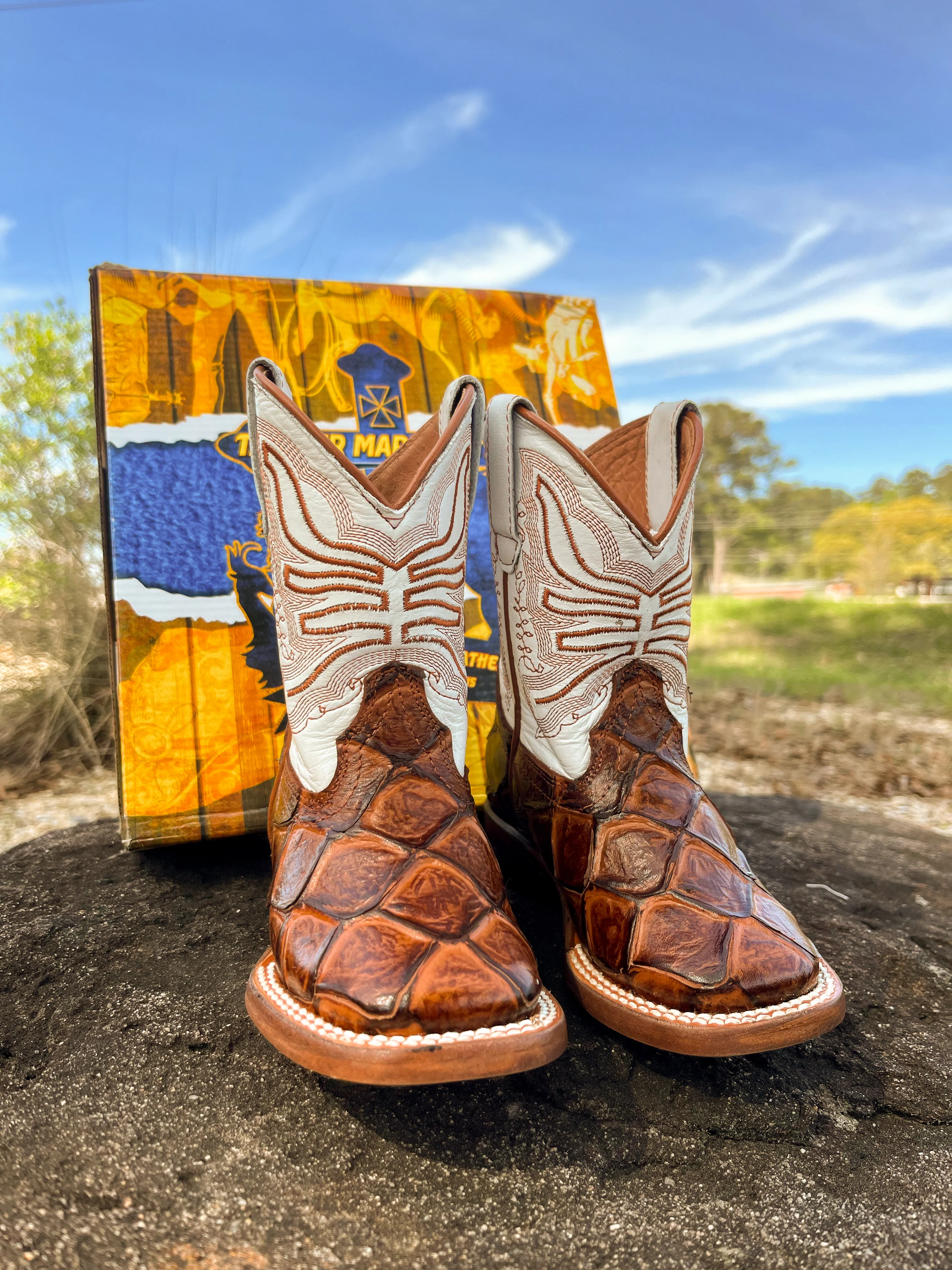 Youth Tanner Mark Arnold Fish Boot - Image 4