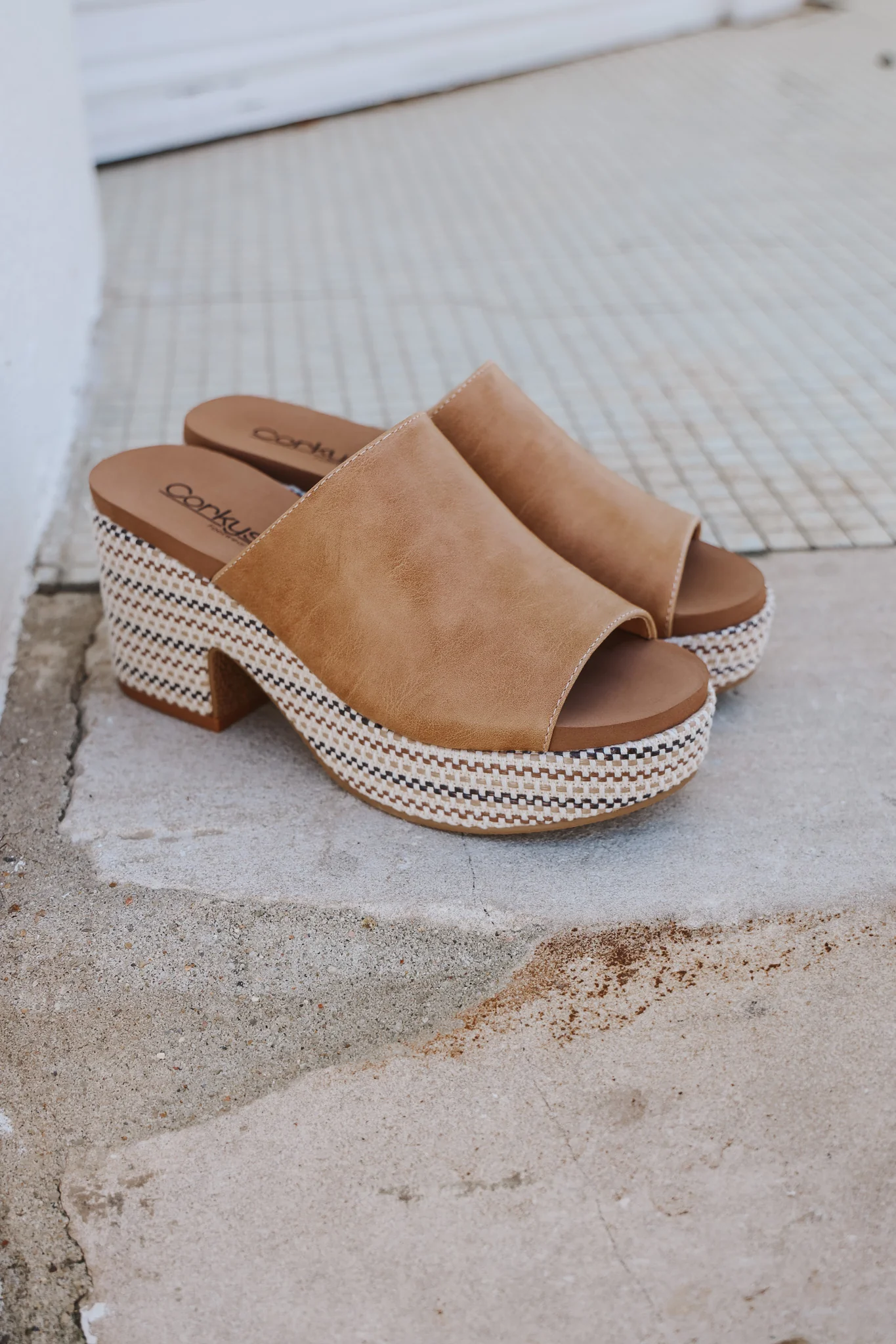 Totally Buggin Caramel Heels - Image 5