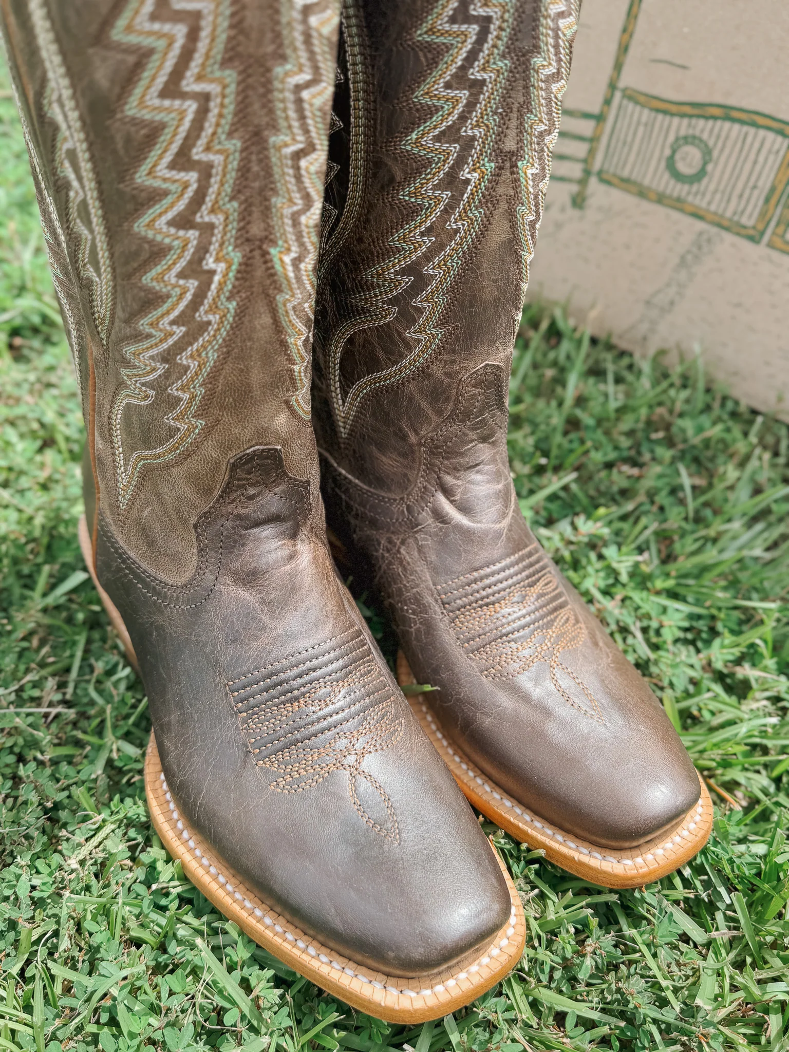 Women's R. Watson Mad Brown Goat Boats - Image 4