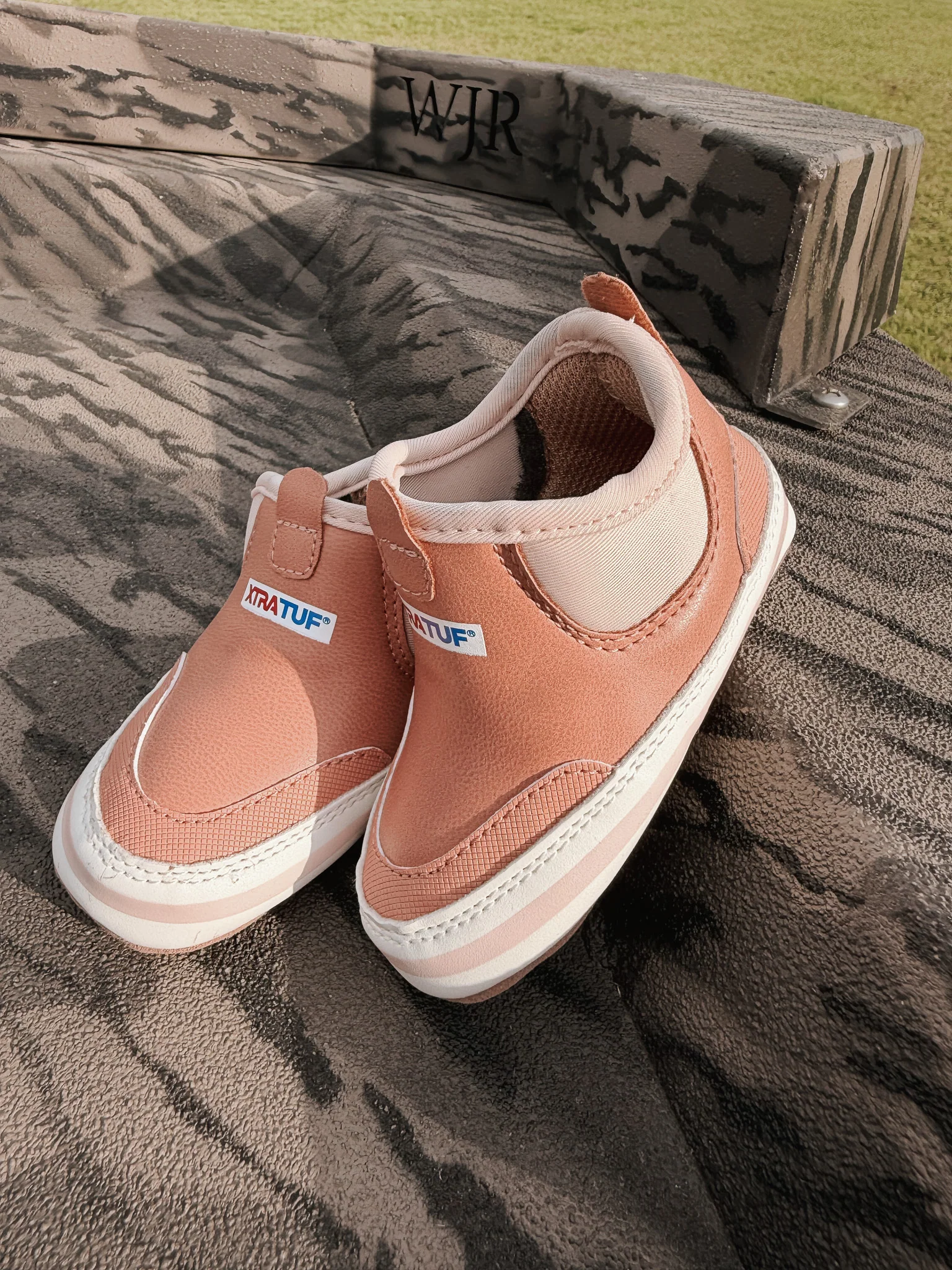 Xtratuf Infant Minnow Ankle Deck Boot in Blush - Image 5