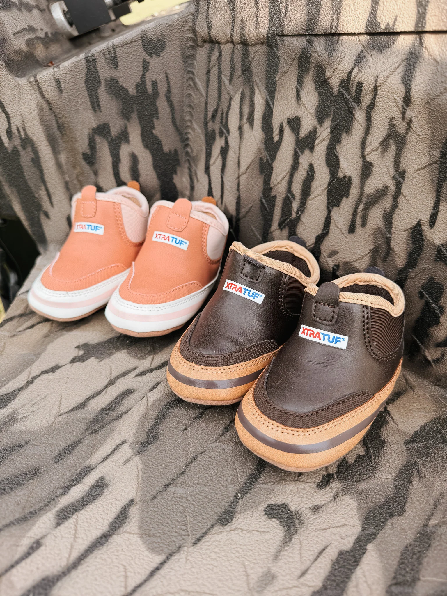 Xtratuf Infant Minnow Ankle Deck Boot in Blush - Image 8