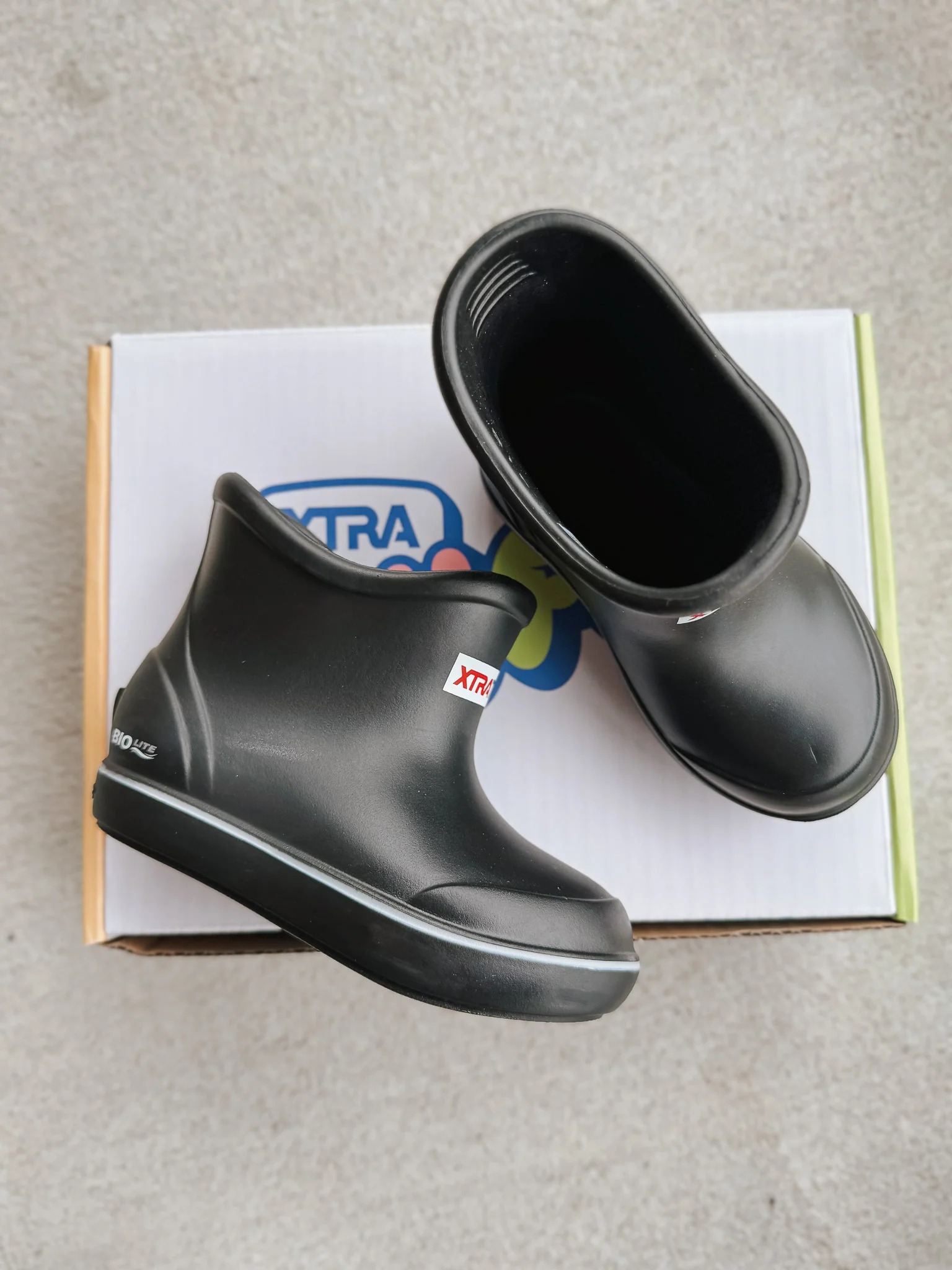 Little Kid's Tufs Black Ankle Deck Boot - Image 11
