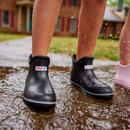 Big Kid's Tufs Black Ankle Deck Boot - Image 2