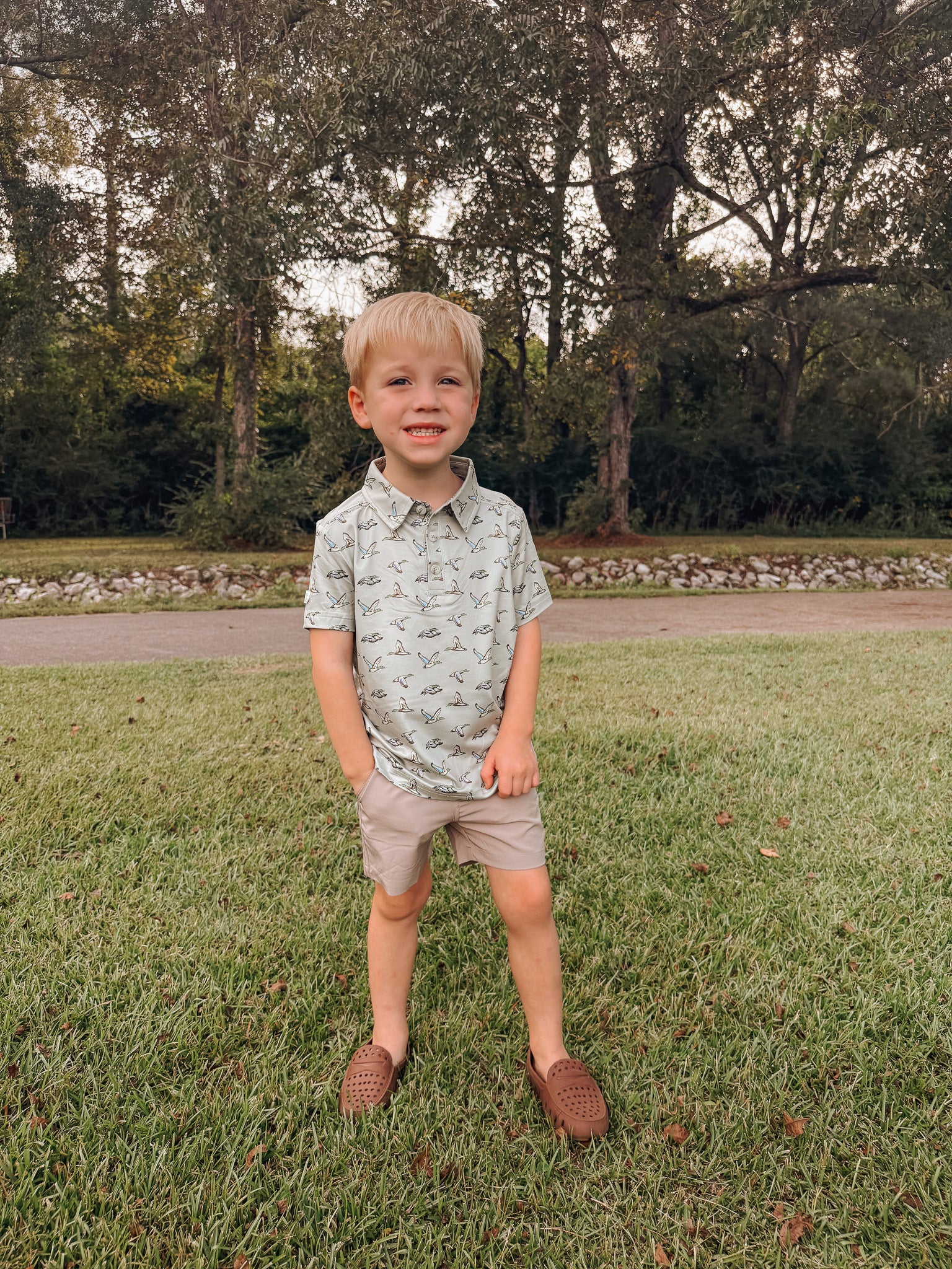 Burlebo Youth & Toddler Flying Ducks Polo in Green - Image 5