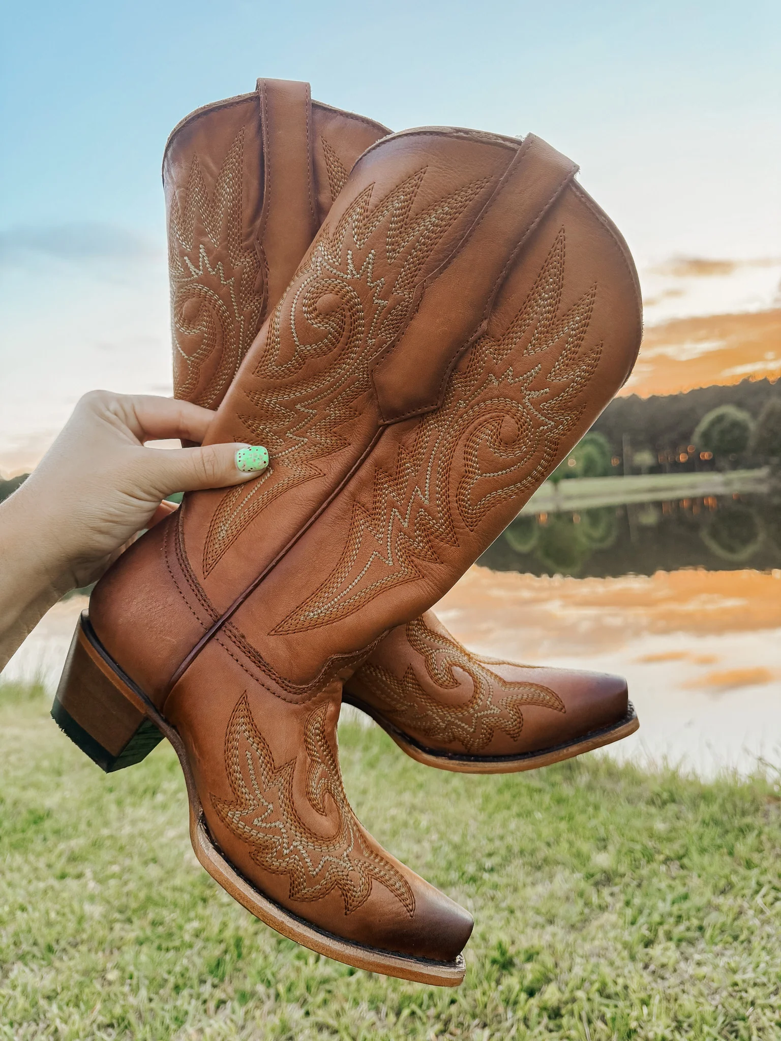 Women's Corral Shedron Flames Embroidery Snip Toe Western Boot - Image 3